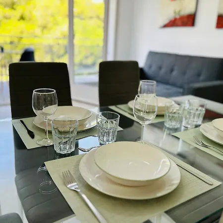 Sunandbed Goya Apartment *